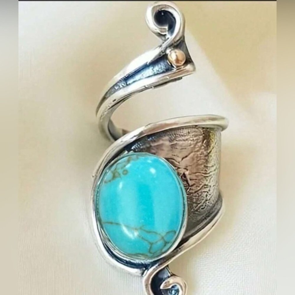 ✨Silver and Turquoise Swirl Ring